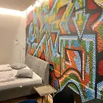 Blackhome I Contactless Check-in 4* グラーツ