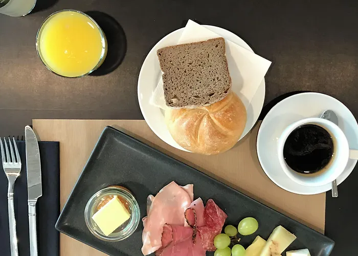 Blackhome I Contactless Check-in