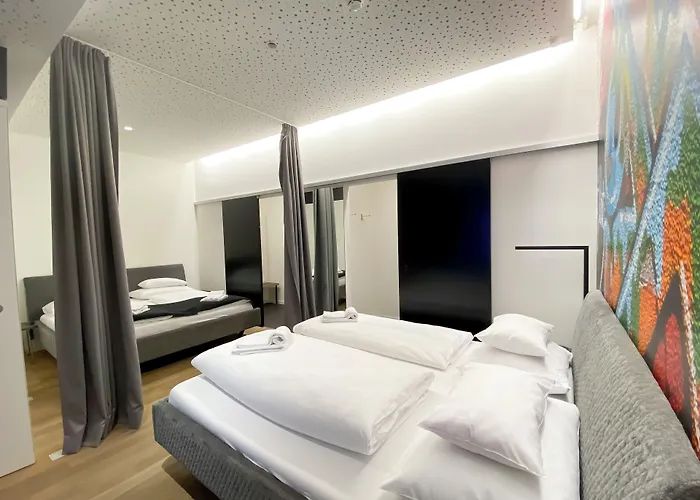 Aparthotel Blackhome I Contactless Check-in Graz