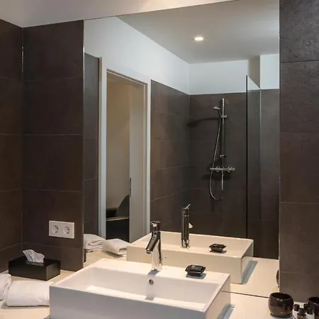 Blackhome I Contactless Check-in Aparthotel 4*