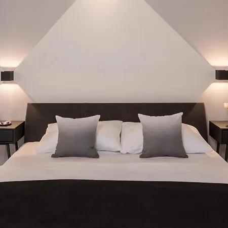 Blackhome I Contactless Check-in شقة فندقية 4*