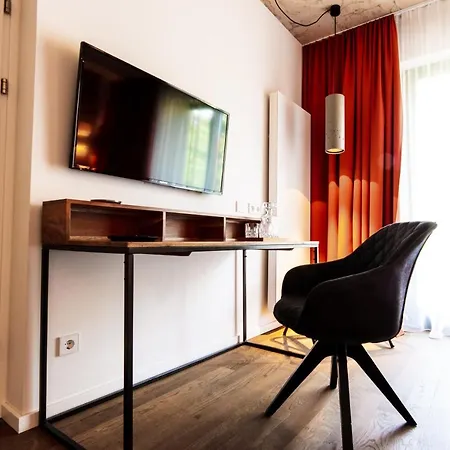 Blackhome I Contactless Check-in Lägenhetshotell 4*