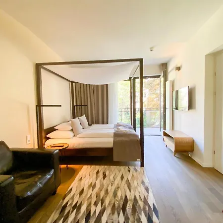 Blackhome I Contactless Check-in Lägenhetshotell Graz