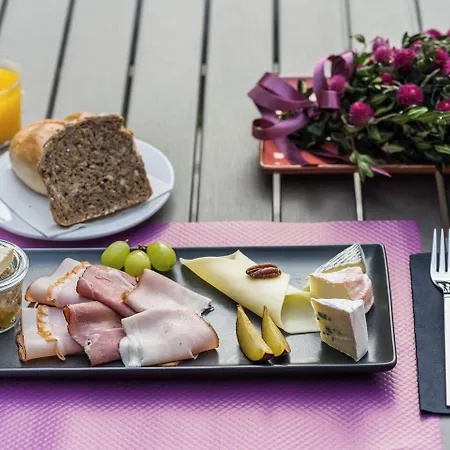 شقة فندقية Blackhome I Contactless Check-in 4*