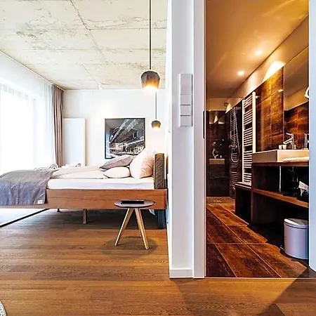 Blackhome I Contactless Check-in 4*