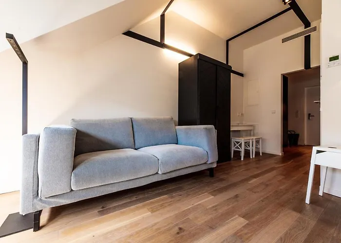 Blackhome I Contactless Check-in