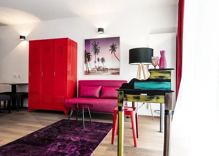 Blackhome I Contactless Check-in 4* Graz