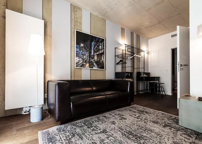 Blackhome I Contactless Check-in