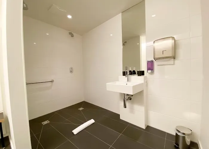 Blackhome I Contactless Check-in Aparthotel 4*