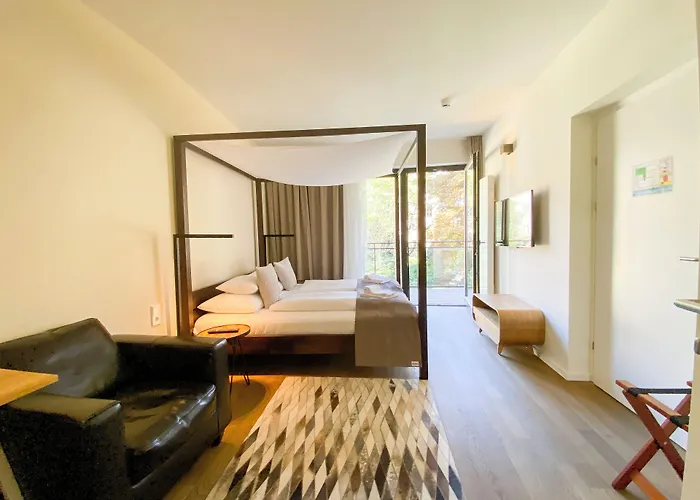 Blackhome I Contactless Check-in Aparthotel Graz