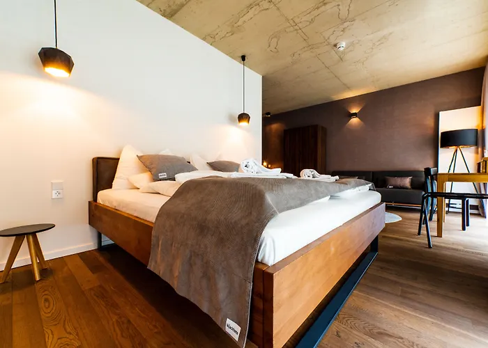 Aparthotel Blackhome I Contactless Check-in Graz