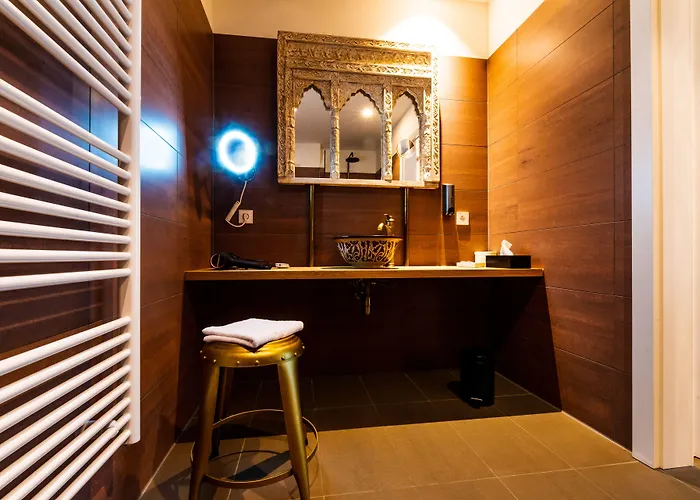 Aparthotel Blackhome I Contactless Check-in Graz